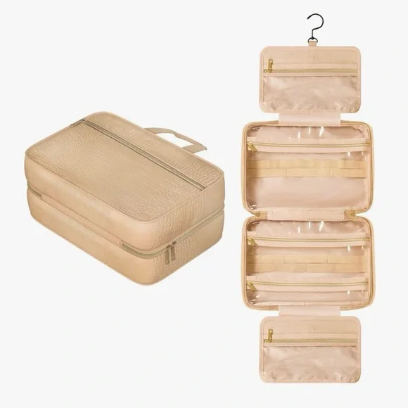 Dot & Dot Large Hanging Toiletry Bag - Picture 7 of 8